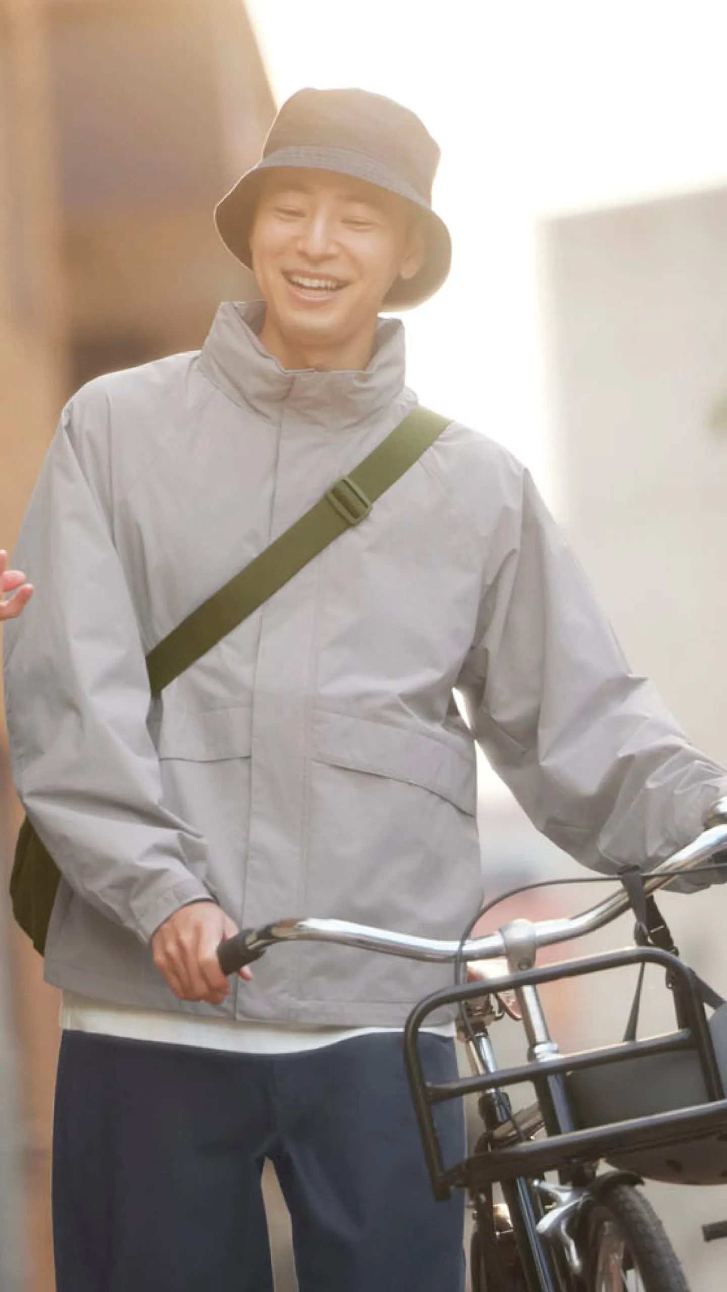 UNIQLO US - Clothes Shopping