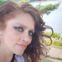 Julie Hudson Bartlett