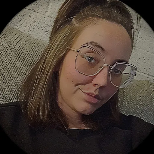 Elena Canfield (Flower child)