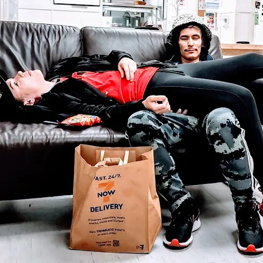 Ķ3Ķ3 ŁØVË (këkë lØv3)