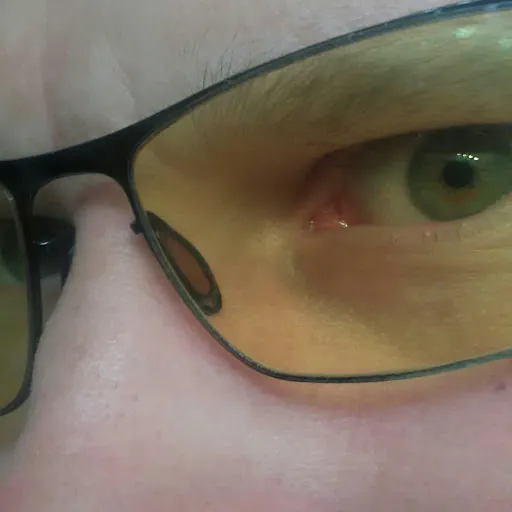 YonNosigra Cellyoraa