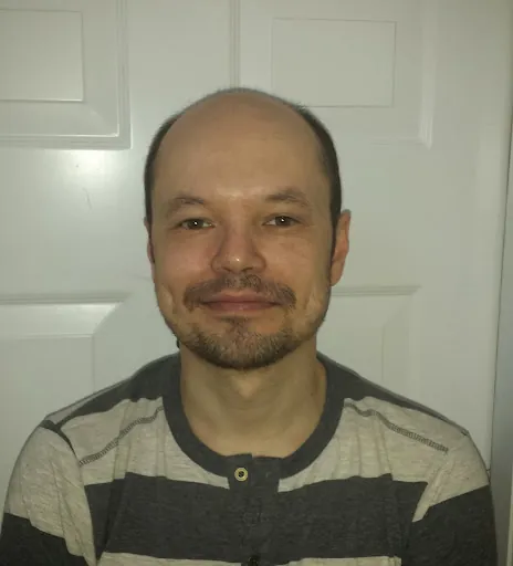 Александр Леонов