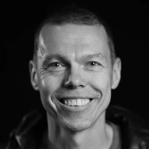 Bogdan “Bogie” Dumitrescu