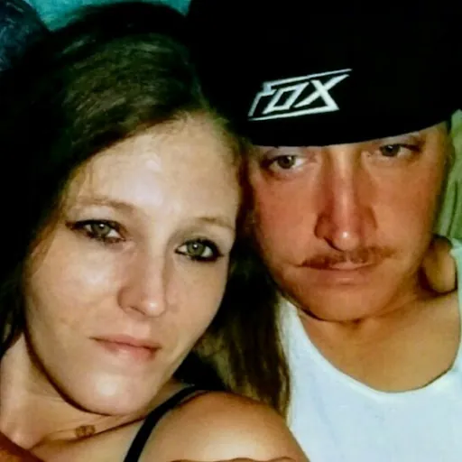 Kristy Robertson Crosslin (Erics wife)