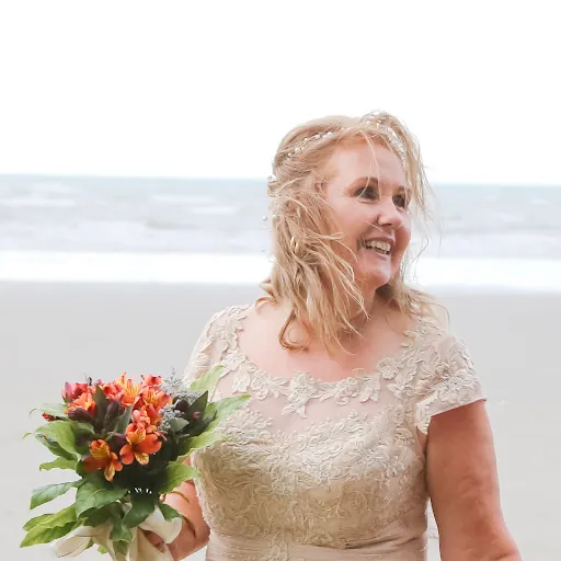 Monika de Neef MacGill