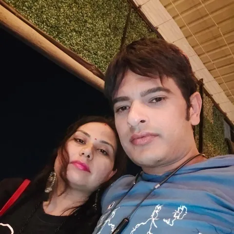 Divyanshi Deepanshi pandey