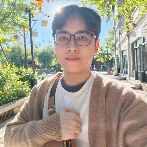 Satana Charuwichitratana (Mick)