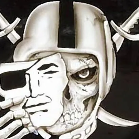 Robert Brown Jr. (Raiderscreed)