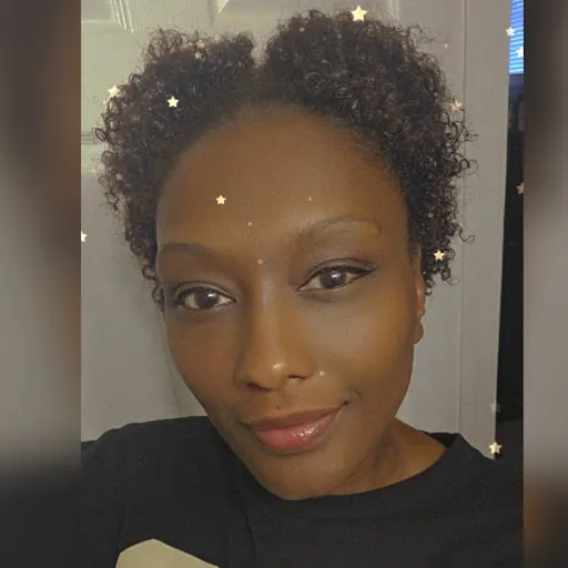 Kimioshi Ivey-Vallejos/g