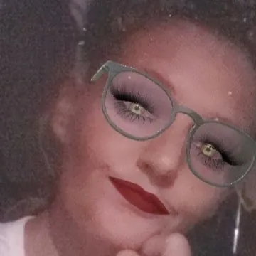 Kristin “Krissi”